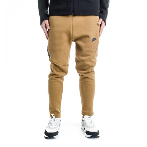 nike tech fleece gold